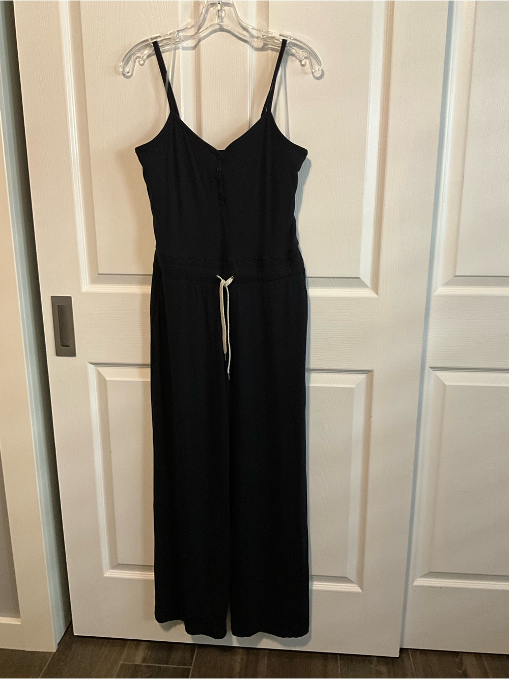 Vuori Pose Henley Jumpsuit, black, lg.